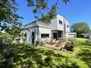 MAISON D’ARCHITECTE DE 165M² SUR UNE PARCELLE DE +/ 1 400 M²