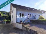 Maison dans un village calme