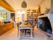 Maison d'antan accueillante et chaleureuse