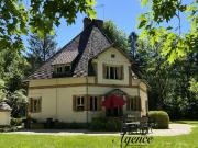 Maison d'architecte 155m2, garages, parc arboré clos...