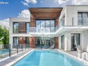 Maison d'architecte 9 pièces 343 m²