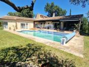 Maison d'architecte avec piscine