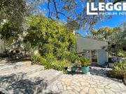 Maison d'architecte avec piscine, vue panoramique, à...
