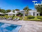 Maison d'architecte Vue mer, proche mer 83990 SAINT...