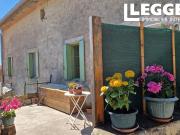 Maison d'artiste en pierre, rénovée de manière...