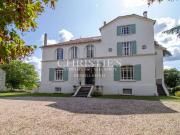 Maison de 10 pièces de luxe en vente à Bergerac, France