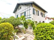Maison de 10 pièces de luxe en vente à Biarritz, France