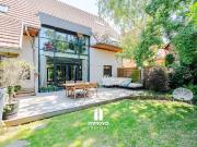 Maison de 10 pièces de luxe en vente à Holtzheim, Grand Est