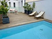 Maison de 10 pièces de luxe en vente à Nîmes, Occitanie