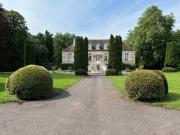 Maison de 10 pièces de luxe en vente à Raival, France