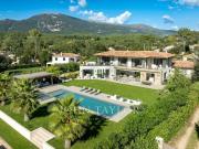 Maison de prestige de 276 m2 en location Valbonne,...