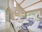 Maison de 11 pièces de luxe en vente à Versailles, France