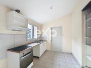 Maison Apt au centre ville d'env. 120 m2 env. et garage