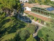 Maison de 13 chambres de luxe en vente à Grasse, France