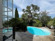 Maison de 200 M? avec piscine et garage