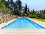 Maison de 205 m2 Terrain de 3850 m2 6 pieces Piscine