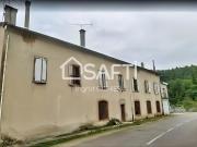 Maison de 240 m² Terrain de 3 801 m² Proche commoditée