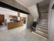 Maison de 2 chambres de luxe en vente à Tourbes, France
