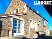 Maison de 369 m² au charme auvergnat avec tout le...