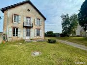 Maison de 3 chambres et bureau avec jardin à 5 minutes...