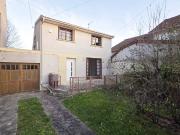 Maison de 3 pièces avec jardin garage et dépendance...