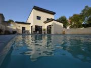 Maison de 4 chambres de luxe en vente à Montélimar, France