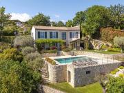 Maison de 4 pièces de luxe en vente à Châteauneuf...