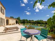 Maison de 5 pièces de luxe en vente à Arles, France