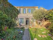 Maison de 5 pièces de luxe en vente à Marseille, France