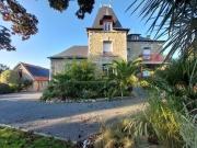 Maison de 6 chambres de luxe en vente à Sartilly, France
