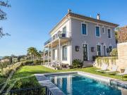 Maison de 6 pièces de luxe en location à Cannes, France
