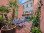 Maison de luxe de 6 pièces en location à Grimaud, France