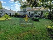 Maison de 6 pièces de luxe en vente à Challans, France