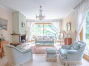 Maison de 6 pièces de luxe en vente à Marly, France