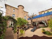 Maison de 7 pièces de luxe en vente à Bessan, France