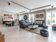 Maison de 7 pièces de luxe en vente à Roissy en Brie, France