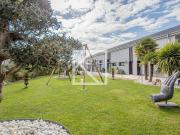 Maison de 7 pièces de luxe en vente à Sainte Gemmes sur...