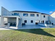 Maison de 8 pièces de 301 m2 en vente à Nevers