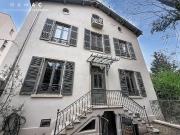 Maison de luxe en location à Lyon, France