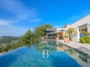 Maison de 8 pièces de luxe en location à Sanary sur Mer,...