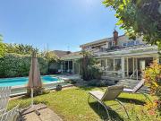 Maison de 8 pièces de luxe en vente à Bordeaux, France