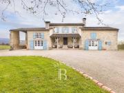 Maison de luxe de 8 pièces en vente à Castres, Occitanie
