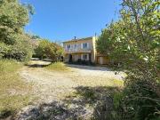 Maison de 8 pièces de luxe en vente à Cuers, France