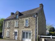 Maison de bourg 103 m² 2 chambres et grenier aménageable Vér