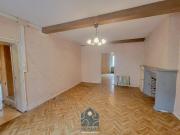 Maison de bourg 7 pièces, cave, cuvage 203m² Cournon...