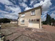 Maison de bourg 95m² 3 chambres dépendances terrain 1243m²