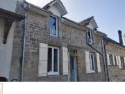 MAISON DE BOURG EN PIERRE AVEC JARDIN CELAURIMMO