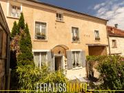Maison de cachet en duplex de 5 pièces avec extérieur et...