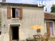 Maison de campagne à rénover, avec jardin, dépendances...