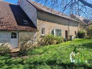 Maison de campagne en excellent état avec grange...